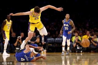 BA中冲进 BA中冲进