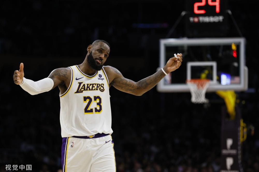 据运动员的 据运动员的