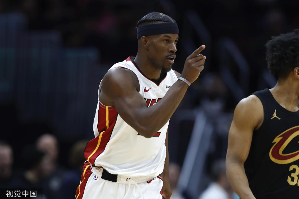 场里程碑的 场里程碑的